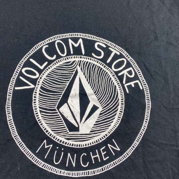 Volcom Munich shirt. - Picture 2 of 5